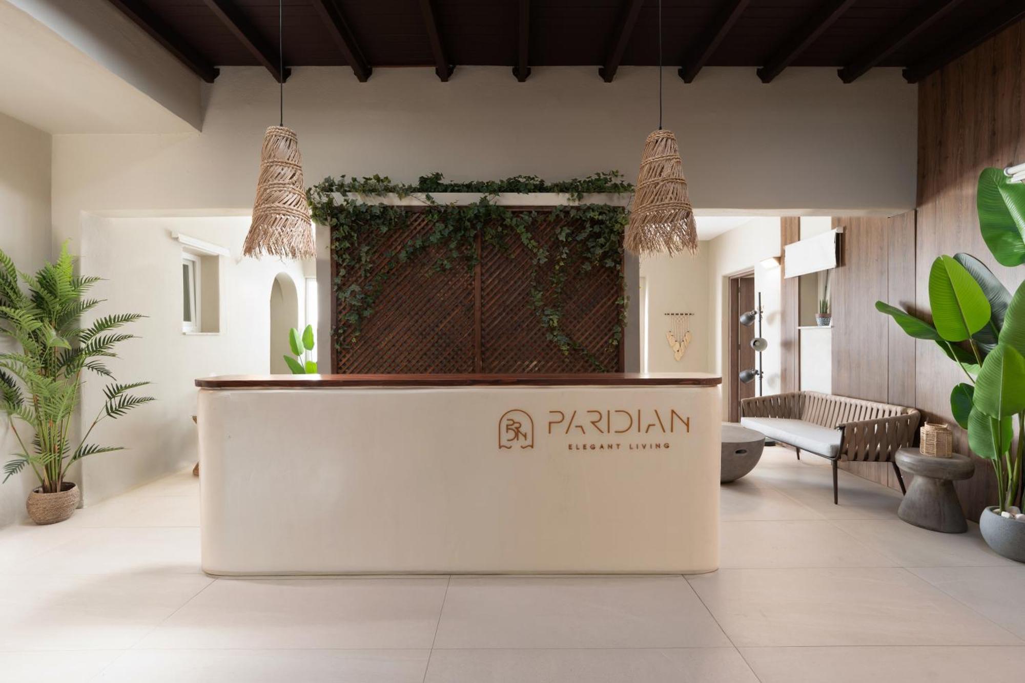 Paridian Elegant Living Hotell Páros Exteriör bild