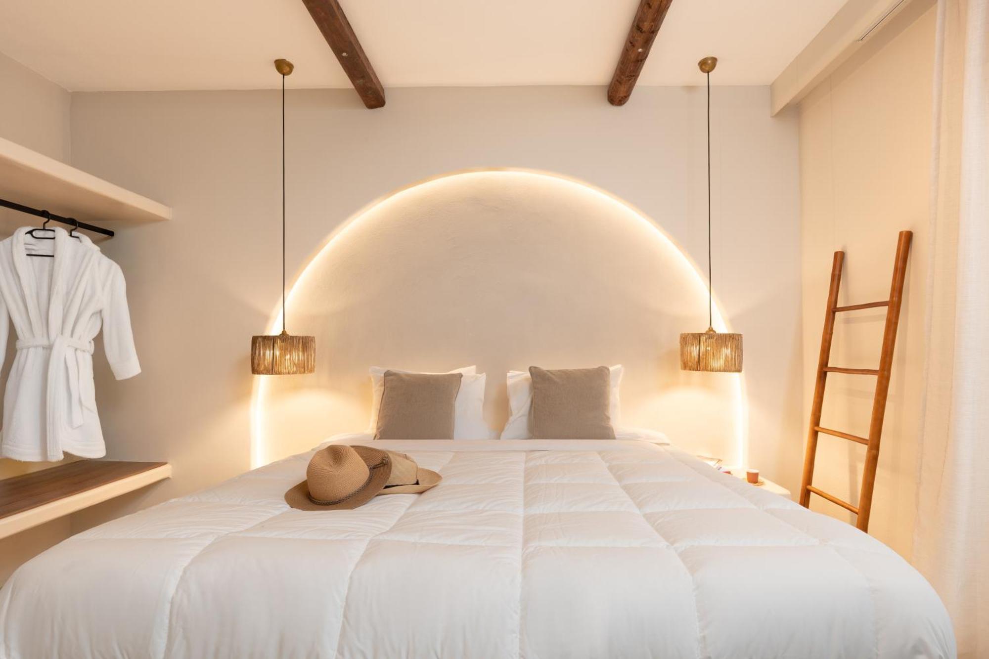 Paridian Elegant Living Hotell Páros Exteriör bild