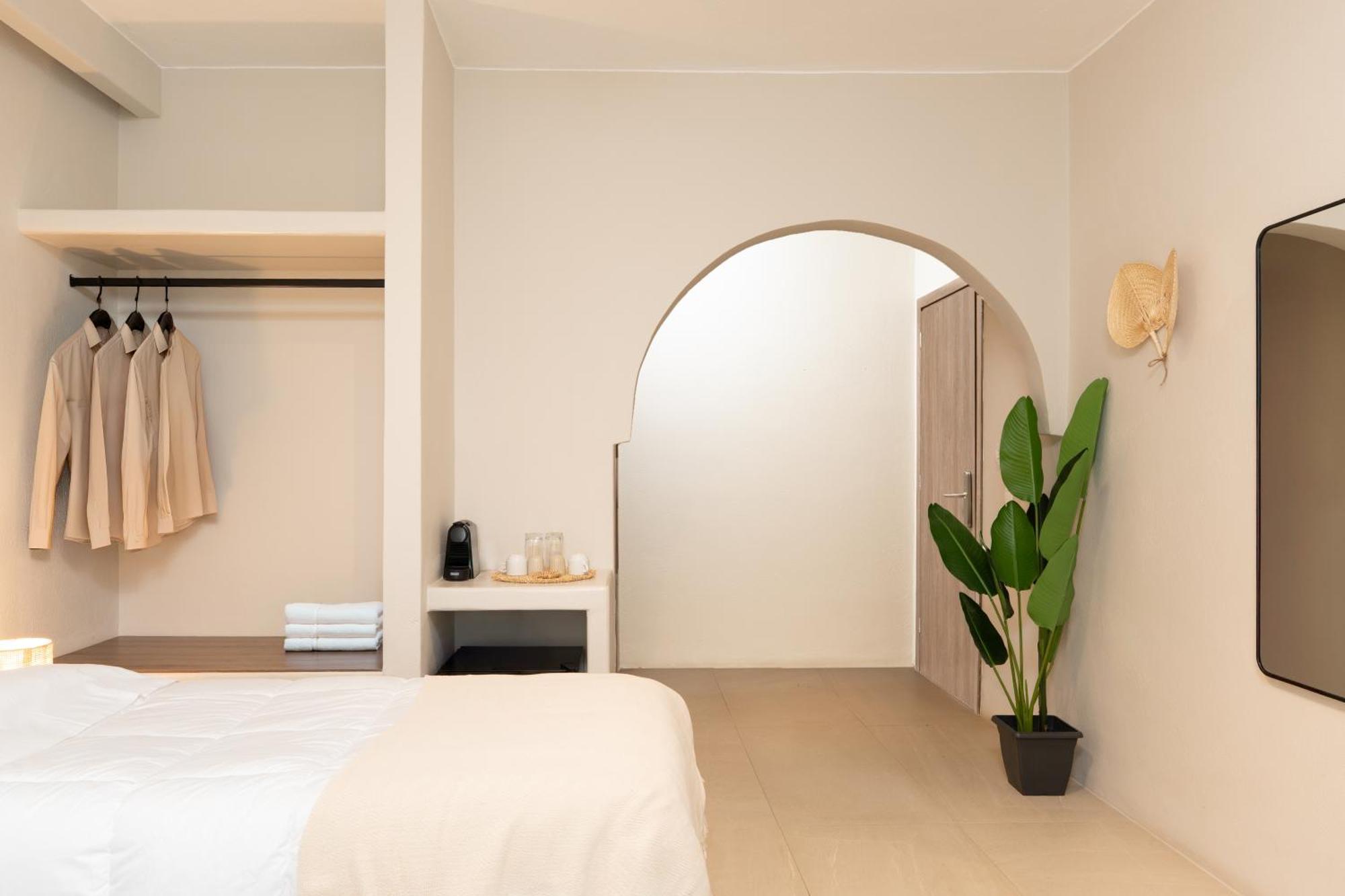 Paridian Elegant Living Hotell Páros Exteriör bild